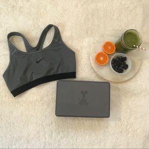 Nike | Dri-fit Gray/Black Sports Bra Women’s M